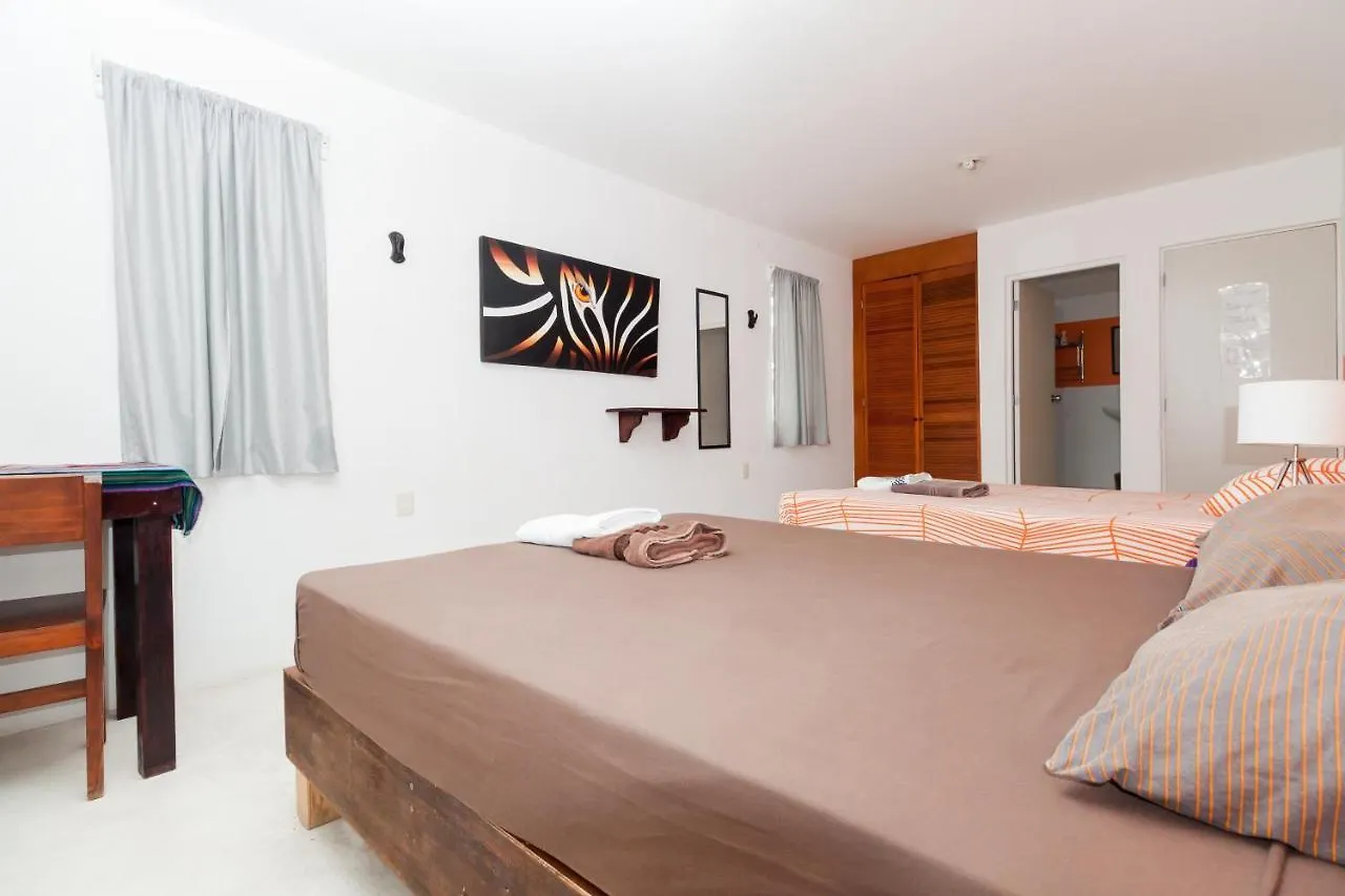 Casa Monica 0*, פלאייה דל כרמן מקסיקו